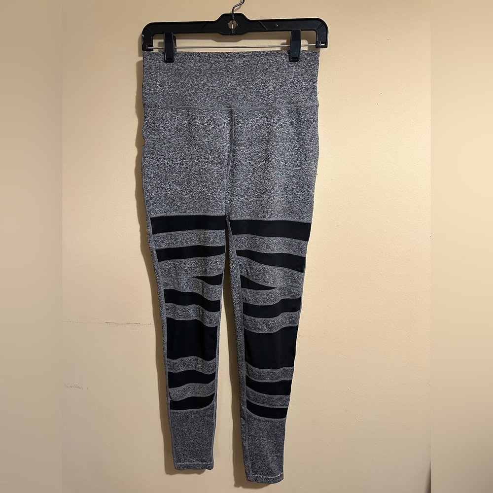Mesh Stripped Leggings